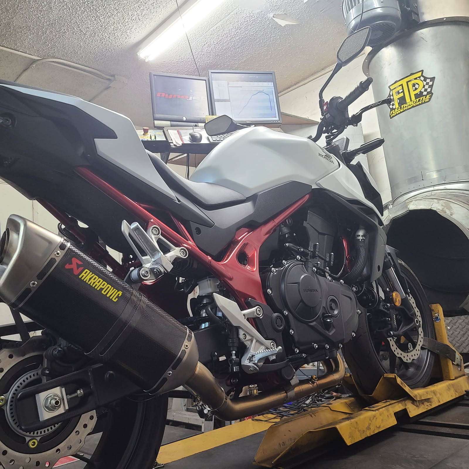Honda CB500F with Akrapovic exhaust on the dyno